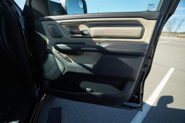 2021 RAM 1500 Limited Crew Cab 4x4 5'7' Box