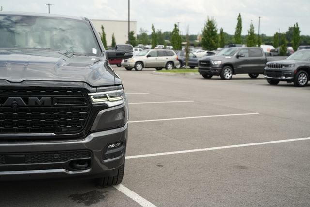 2026 RAM Ram 1500 RAM 1500 LIMITED CREW CAB 4X4 5'7' BOX