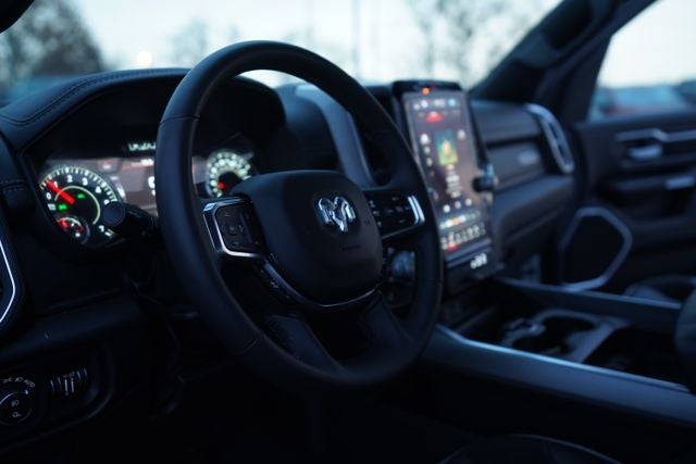 2025 RAM 1500 Laramie Crew Cab 4x4 5'7' Box