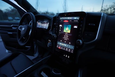 2025 RAM 1500 Laramie Crew Cab 4x4 5'7' Box