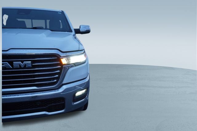 2025 RAM 1500 Laramie Crew Cab 4x4 5'7' Box