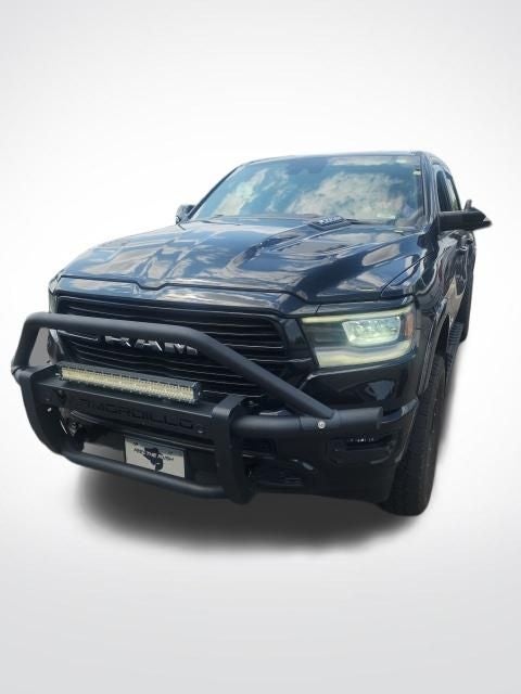 2022 RAM 1500 Laramie Crew Cab 4x4 5'7' Box