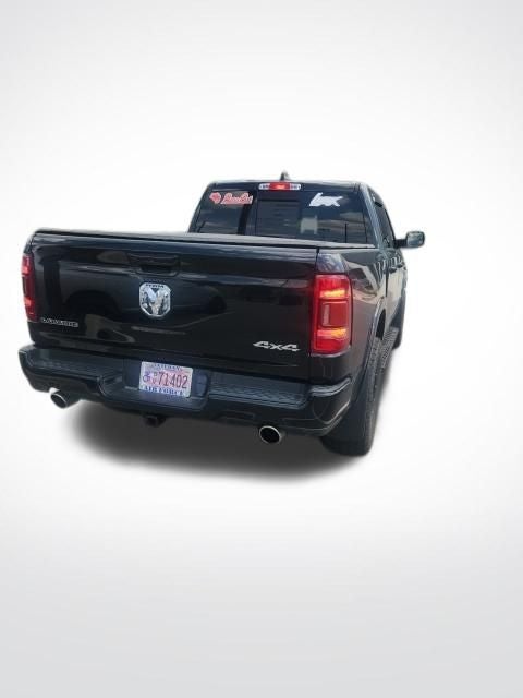 2022 RAM 1500 Laramie Crew Cab 4x4 5'7' Box