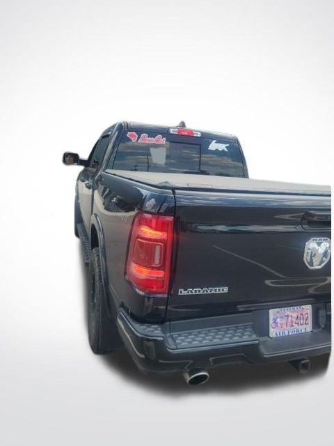 2022 RAM 1500 Laramie Crew Cab 4x4 5'7' Box