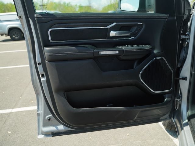 2024 RAM 1500 Laramie Crew Cab 4x4 5'7' Box