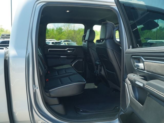 2024 RAM 1500 Laramie Crew Cab 4x4 5'7' Box