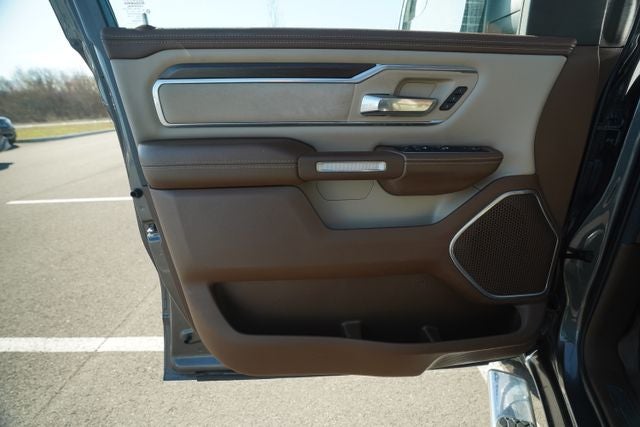 2021 RAM 1500 Laramie Crew Cab 4x4 5'7' Box