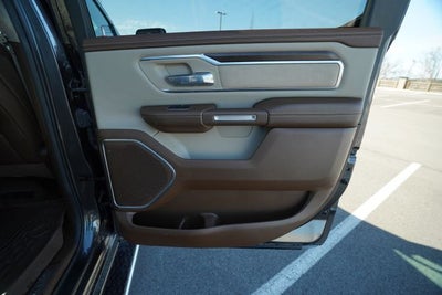 2021 RAM 1500 Laramie Crew Cab 4x4 5'7' Box
