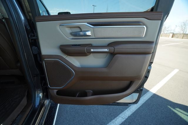 2021 RAM 1500 Laramie Crew Cab 4x4 5'7' Box