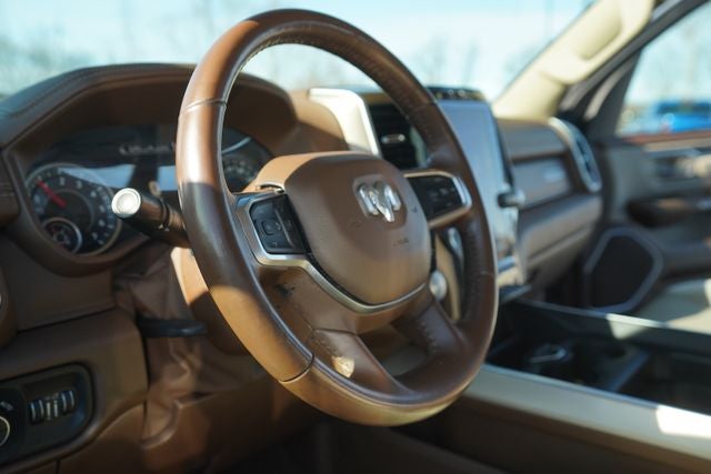 2021 RAM 1500 Laramie Crew Cab 4x4 5'7' Box