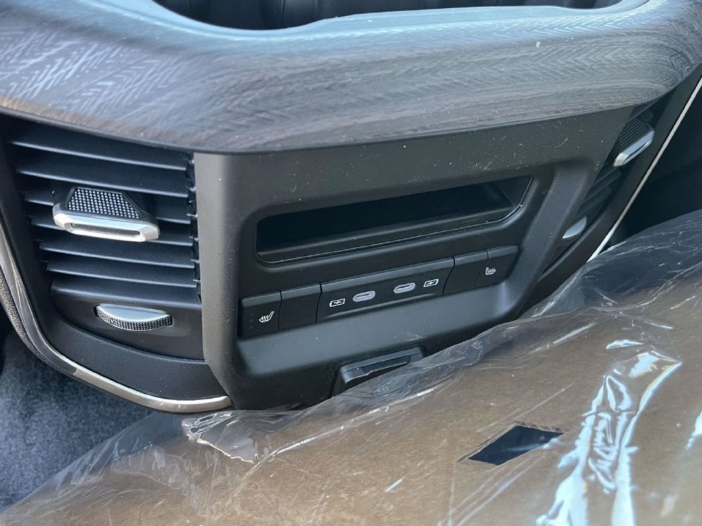 2026 RAM Ram 1500 Laramie