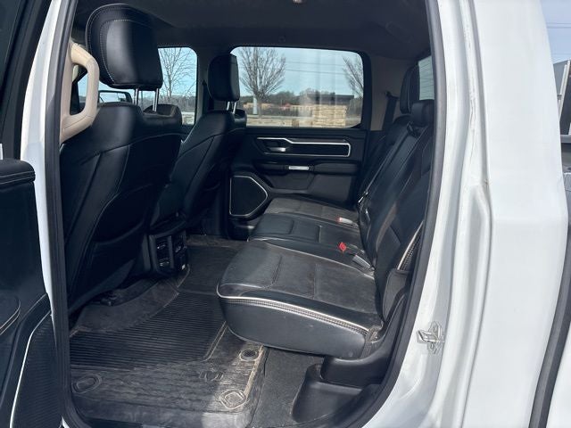 2020 RAM 1500 Laramie Crew Cab 4x4 5'7' Box