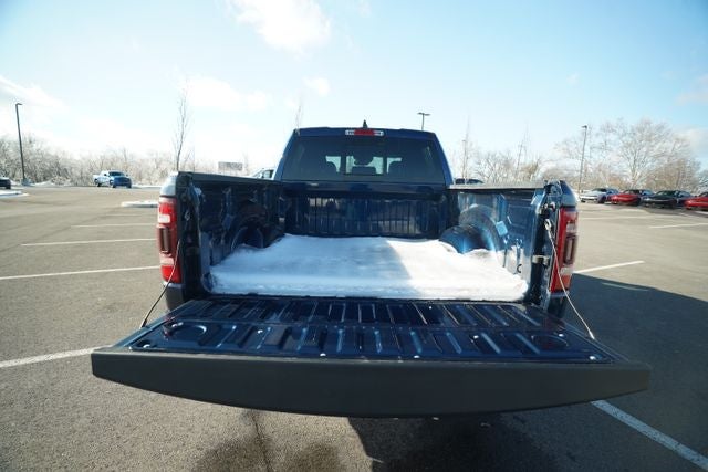 2022 RAM 1500 Laramie Crew Cab 4x4 5'7' Box