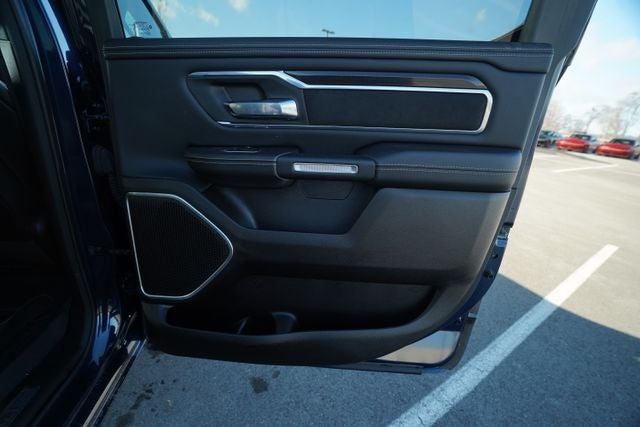 2022 RAM 1500 Laramie Crew Cab 4x4 5'7' Box