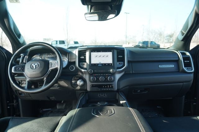 2022 RAM 1500 Laramie Crew Cab 4x4 5'7' Box