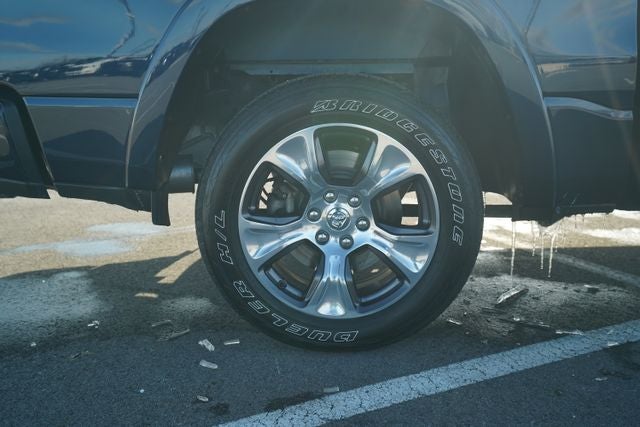 2022 RAM 1500 Laramie Crew Cab 4x4 5'7' Box