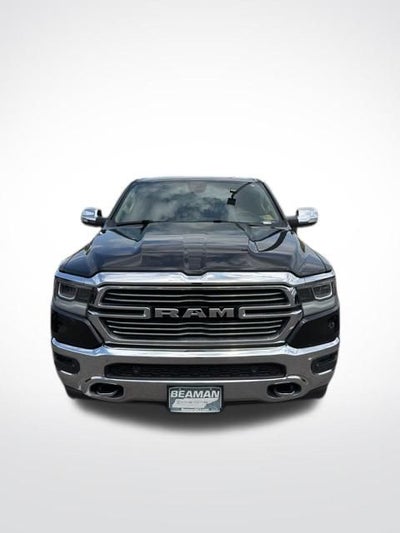 2020 RAM 1500 Laramie Crew Cab 4x4 5'7' Box