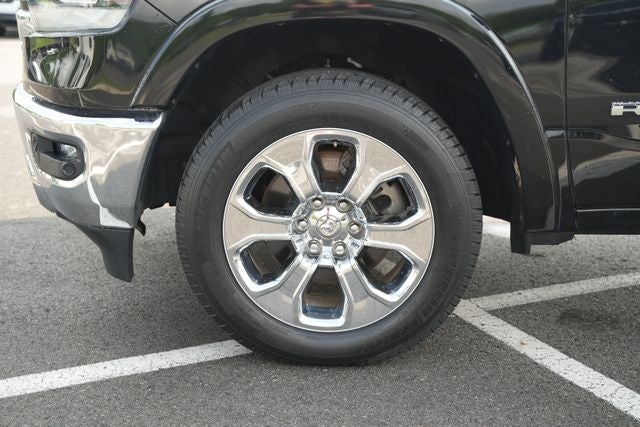 2022 RAM 1500 Laramie Crew Cab 4x4 5'7' Box