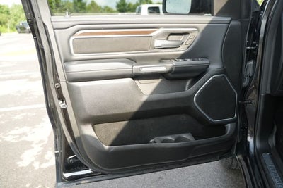 2022 RAM 1500 Laramie Crew Cab 4x4 5'7' Box