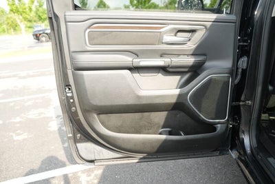 2022 RAM 1500 Laramie Crew Cab 4x4 5'7' Box