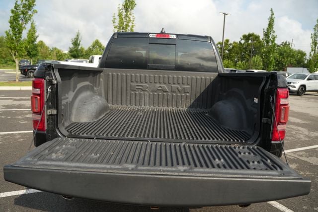 2022 RAM 1500 Laramie Crew Cab 4x4 5'7' Box
