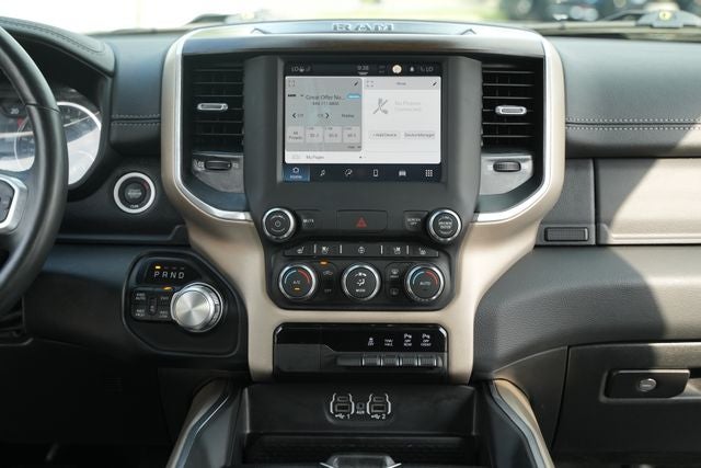 2022 RAM 1500 Laramie Crew Cab 4x4 5'7' Box