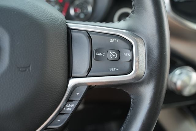 2022 RAM 1500 Laramie Crew Cab 4x4 5'7' Box