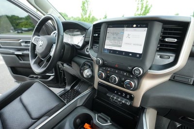2022 RAM 1500 Laramie Crew Cab 4x4 5'7' Box