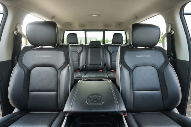 2022 RAM 1500 Laramie Crew Cab 4x4 5'7' Box