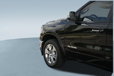 2022 RAM 1500 Laramie Crew Cab 4x4 5'7' Box