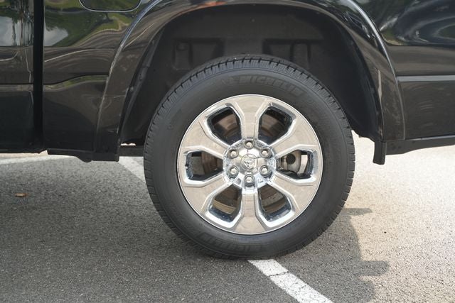 2022 RAM 1500 Laramie Crew Cab 4x4 5'7' Box