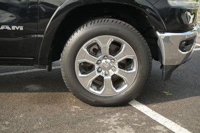 2022 RAM 1500 Laramie Crew Cab 4x4 5'7' Box