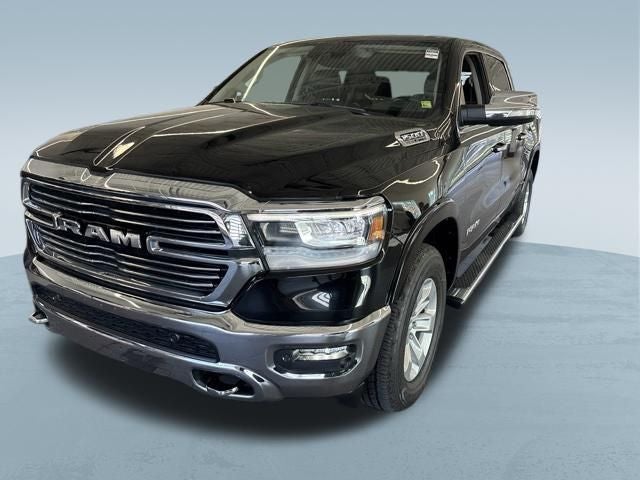 2022 RAM 1500 Laramie Crew Cab 4x4 5'7' Box