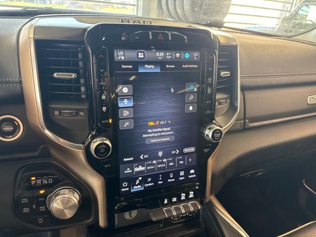 2022 RAM 1500 Laramie Crew Cab 4x4 5'7' Box