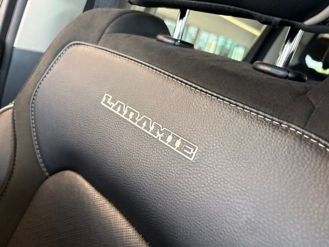 2022 RAM 1500 Laramie Crew Cab 4x4 5'7' Box