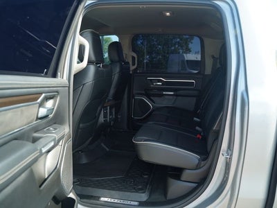 2022 RAM 1500 Laramie Crew Cab 4x4 5'7' Box
