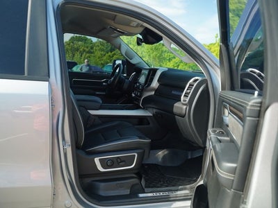 2022 RAM 1500 Laramie Crew Cab 4x4 5'7' Box