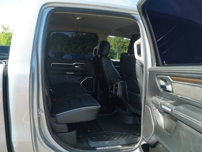 2022 RAM 1500 Laramie Crew Cab 4x4 5'7' Box