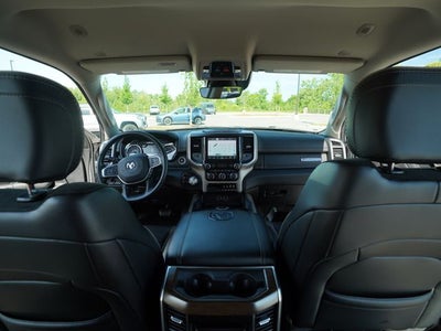 2022 RAM 1500 Laramie Crew Cab 4x4 5'7' Box