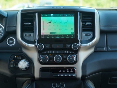 2022 RAM 1500 Laramie Crew Cab 4x4 5'7' Box