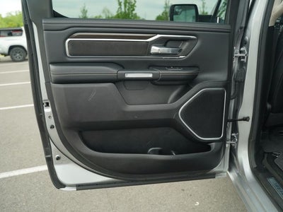 2022 RAM 1500 Laramie Crew Cab 4x4 5'7' Box