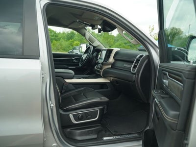 2022 RAM 1500 Laramie Crew Cab 4x4 5'7' Box