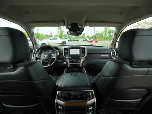 2022 RAM 1500 Laramie Crew Cab 4x4 5'7' Box