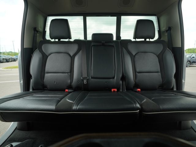 2022 RAM 1500 Laramie Crew Cab 4x4 5'7' Box