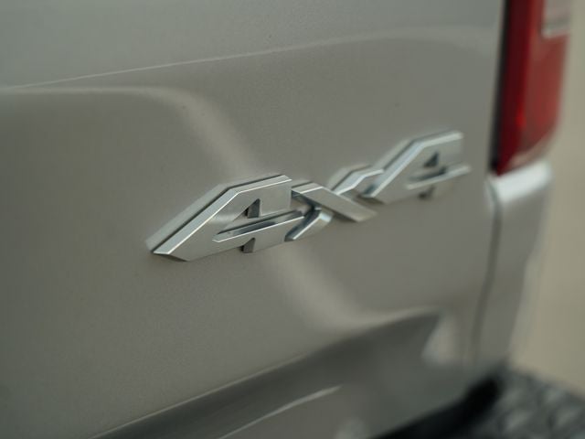 2022 RAM 1500 Laramie Crew Cab 4x4 5'7' Box