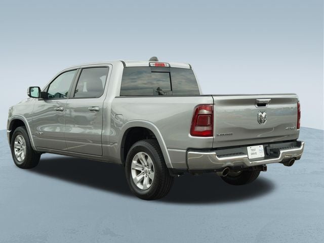 2022 RAM 1500 Laramie Crew Cab 4x4 5'7' Box
