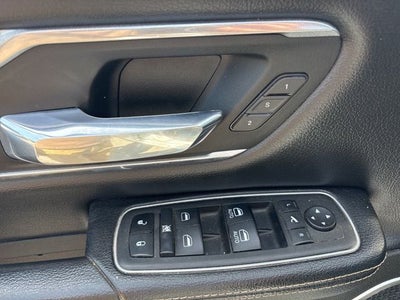 2023 RAM 1500 Laramie Crew Cab 4x4 5'7' Box