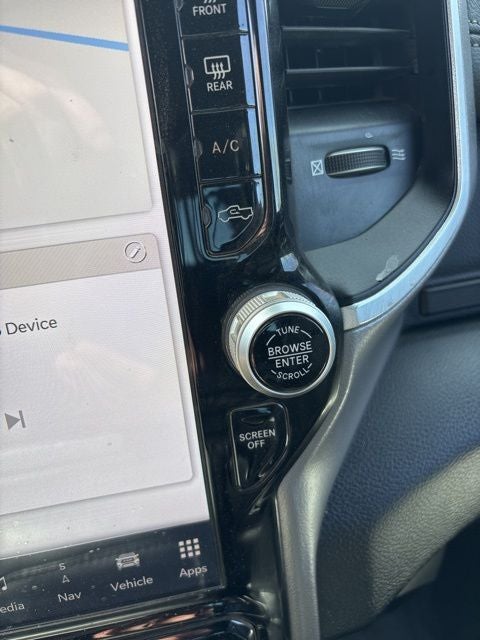 2023 RAM 1500 Laramie Crew Cab 4x4 5'7' Box