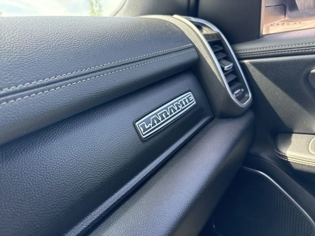 2023 RAM 1500 Laramie Crew Cab 4x4 5'7' Box