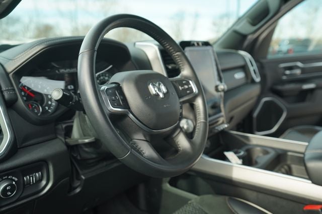 2023 RAM 1500 Laramie Crew Cab 4x4 5'7' Box